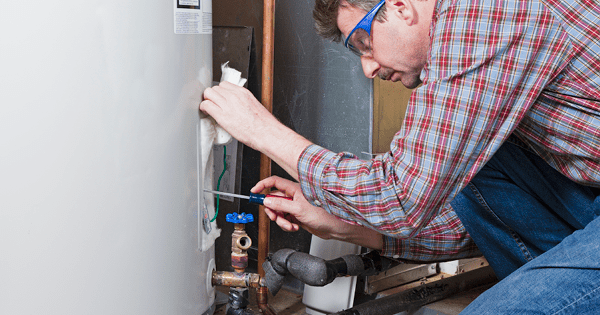 Fixing Water Heater Issue | Lee Mechanical