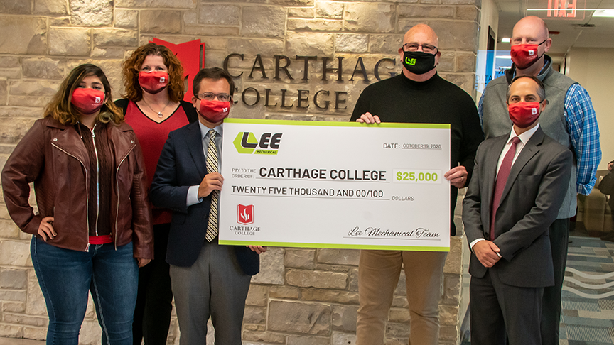 Lee donates $25,000 to Carthage College Lee donates $25,000 to Carthage College