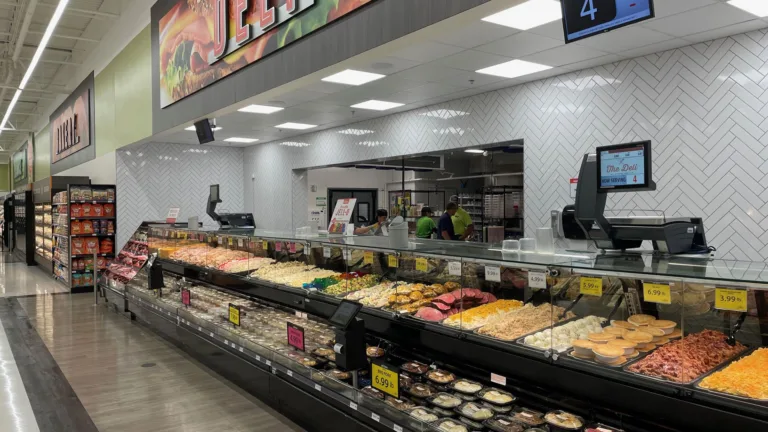 Festival Kimberly Deli Case