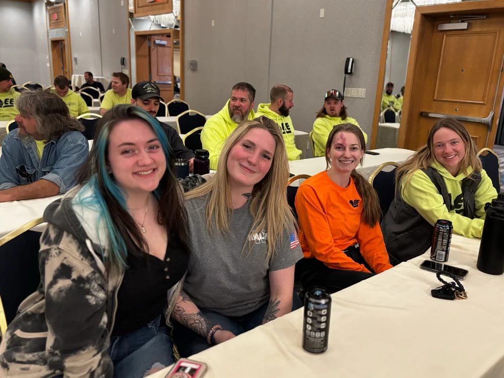 Lee Safetymeeting 1d